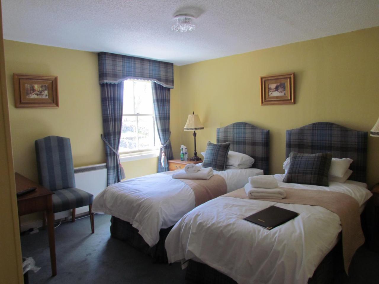 Altnaharra Hotel Lairg Extérieur photo