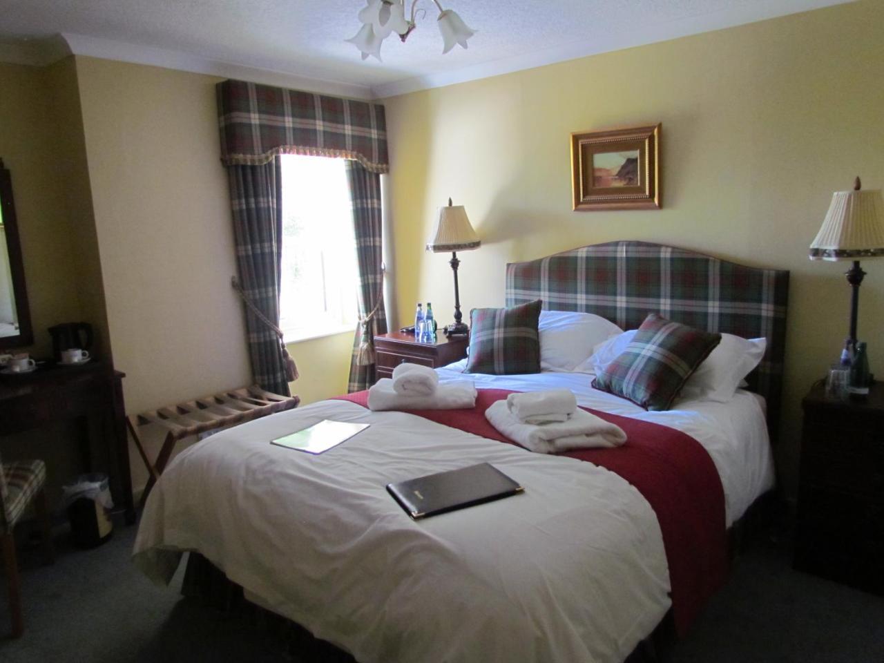 Altnaharra Hotel Lairg Extérieur photo